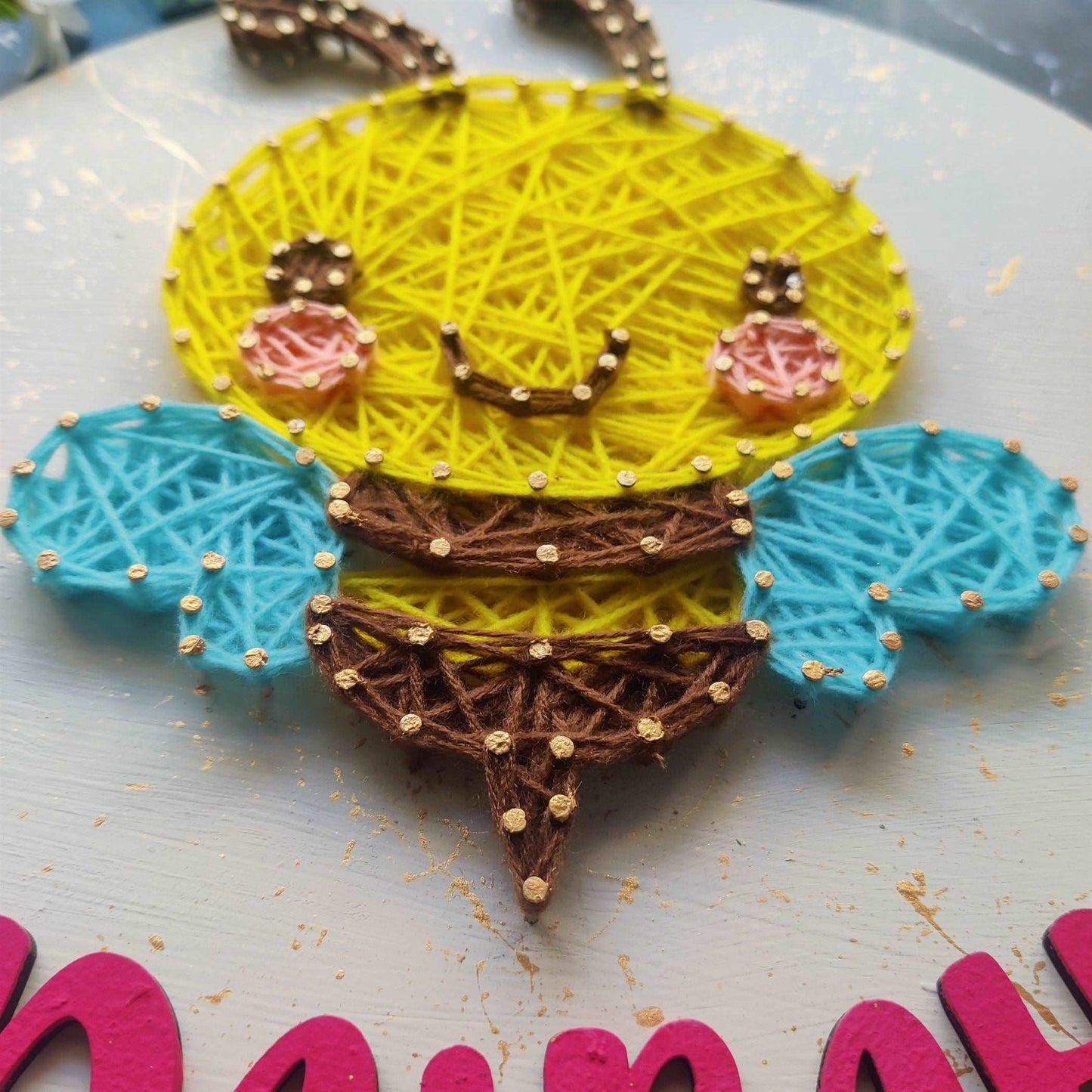 BEE String Art Nameplate