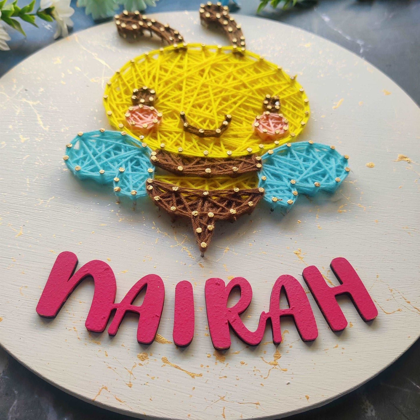 BEE String Art Nameplate