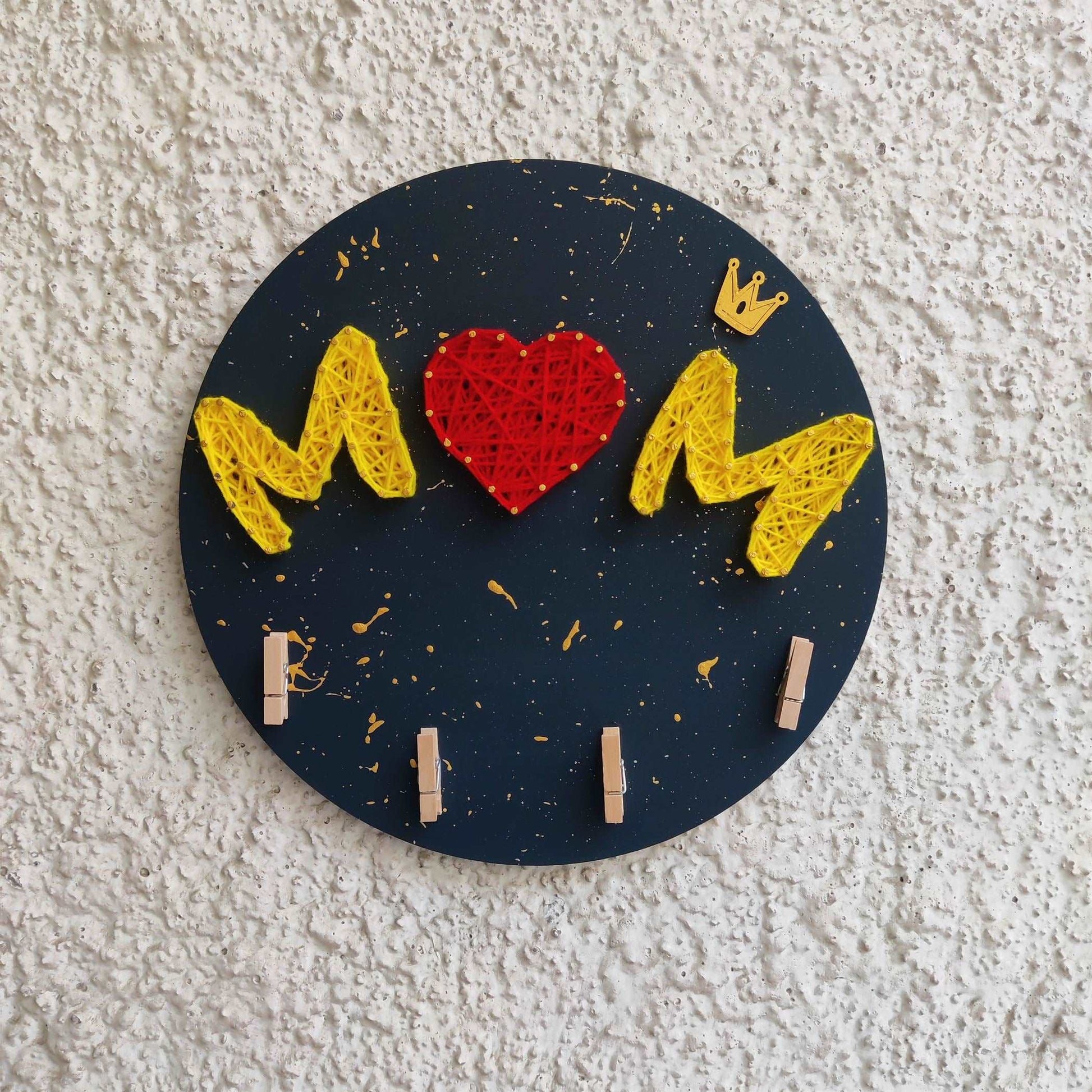 MOM String Art Black