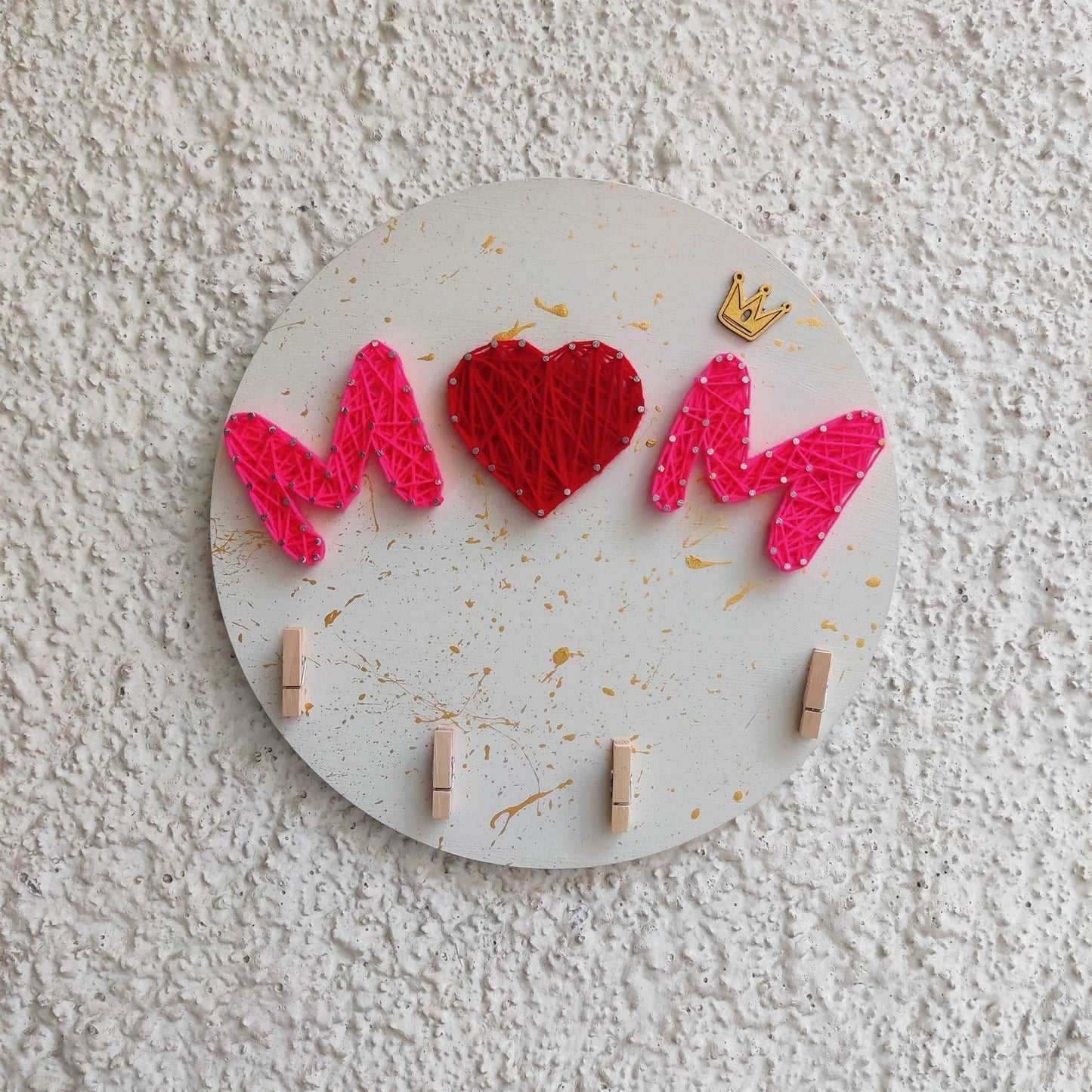 MOM String Art White