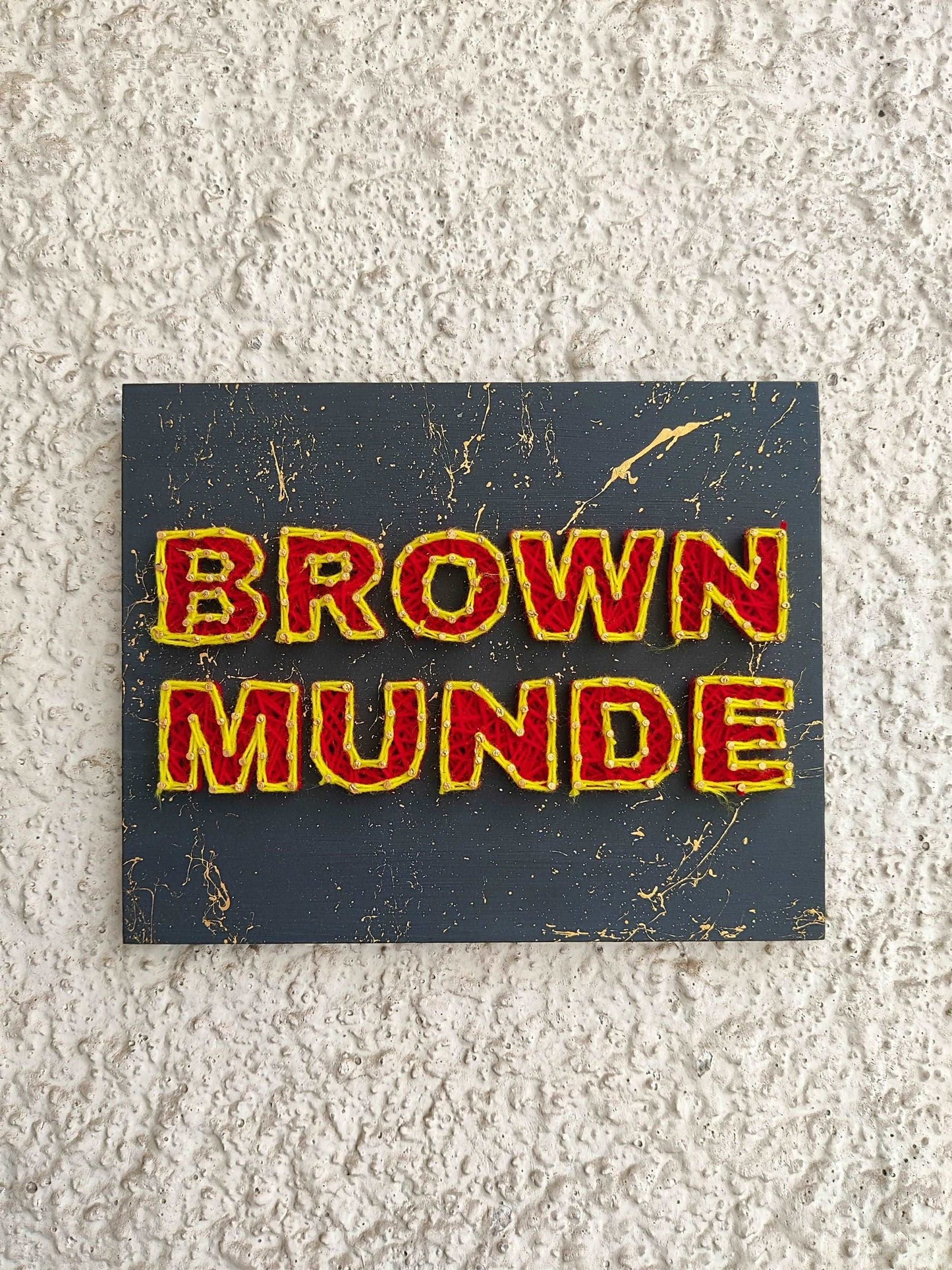 BROWN MUNDE